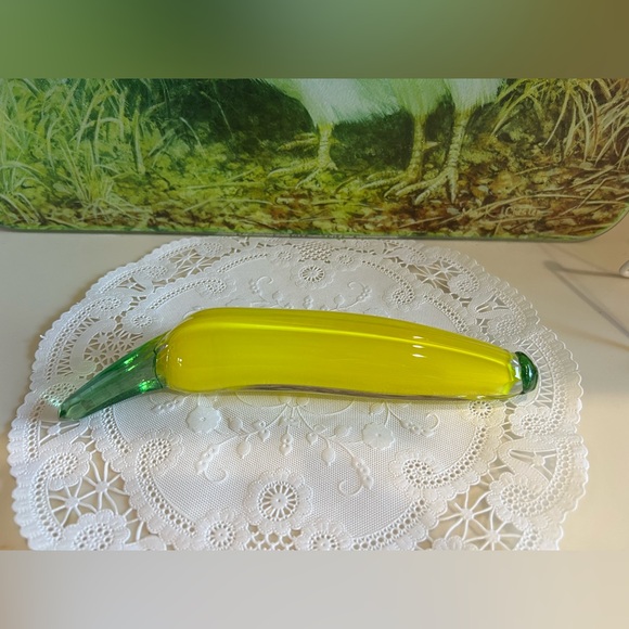 Vintage Glass Banana 🍌 Green & Yellow 🍌Prague - Picture 3 of 5
